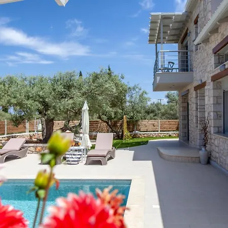 Jk View Villas Вилла Цукаладес